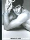 Roberto Bolle. An athlete in tights Roberto Bolle. An athlete in tights