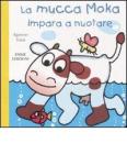 La mucca Moka impara a nuotare