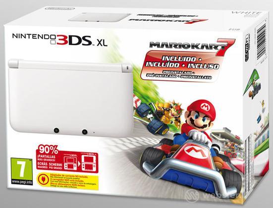 Nintendo 3DS XL White + Mario Kart 7 Nintendo 3DS XL White + Mario Kart 7
